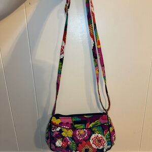 NWT Vera Bradley Little Crossbody in Retired pattern Va Va Bloom